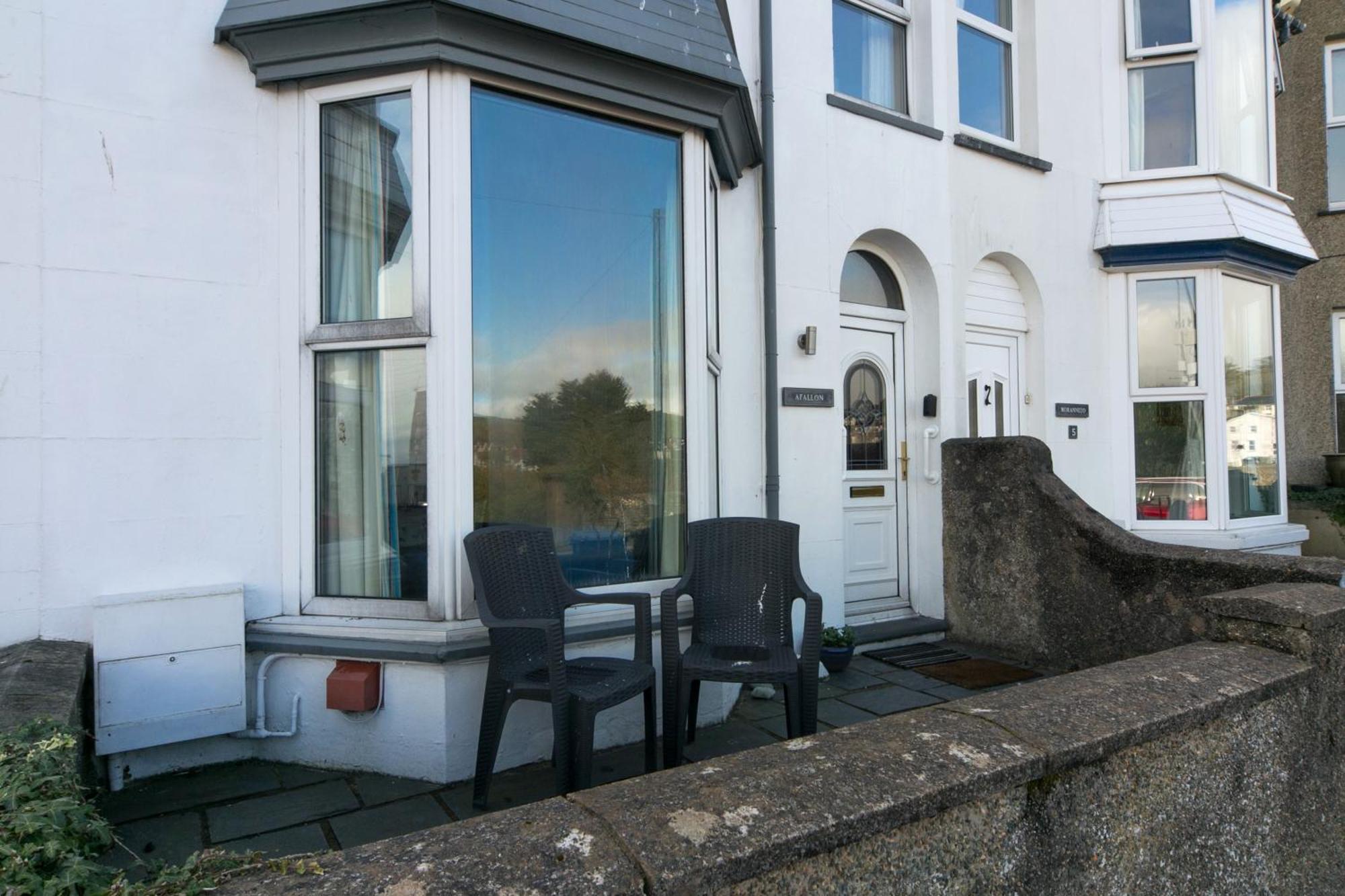 6 Afallon, Beachside Holiday House Criccieth Eksteriør billede