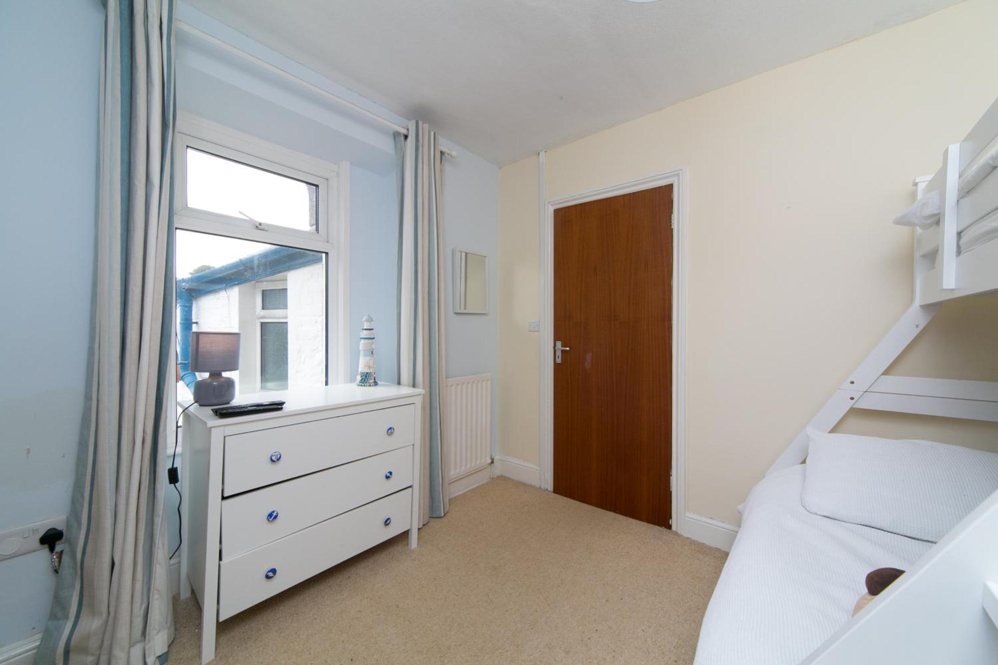 6 Afallon, Beachside Holiday House Criccieth Eksteriør billede
