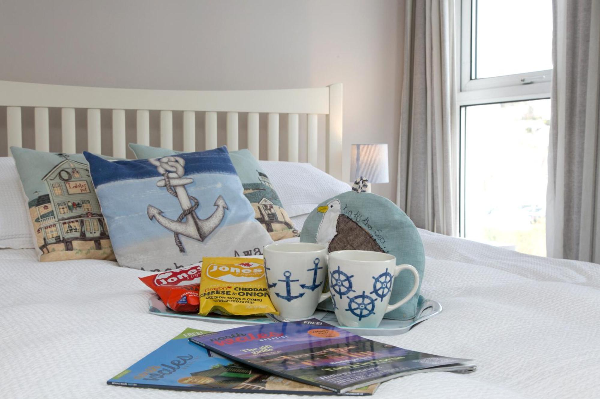 6 Afallon, Beachside Holiday House Criccieth Eksteriør billede